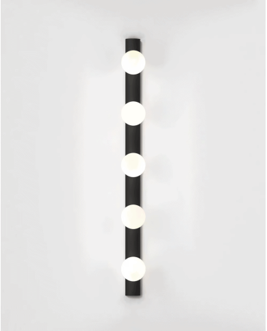 Cabaret 5 - Astro Lighting