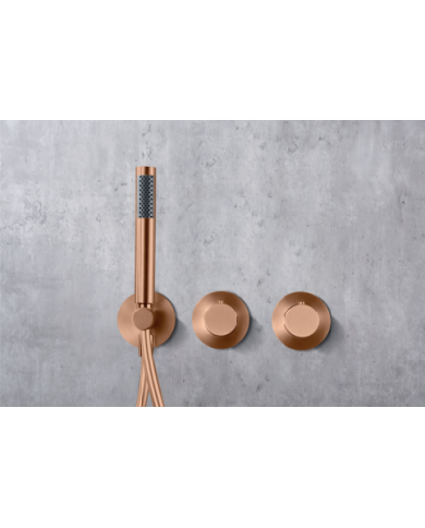 Robinetterie thermostatique encastrée Or rose brossé, design moderne avec poignées rondes et douchette